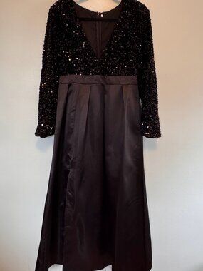 Black Sequin Bodice Satin Skirt Formal Gown - Size XL - HS0329